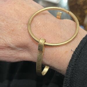 Gold Circular Bracelet PLUNDER, brushed GOLDTONE